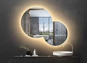 Special-shaped mirror