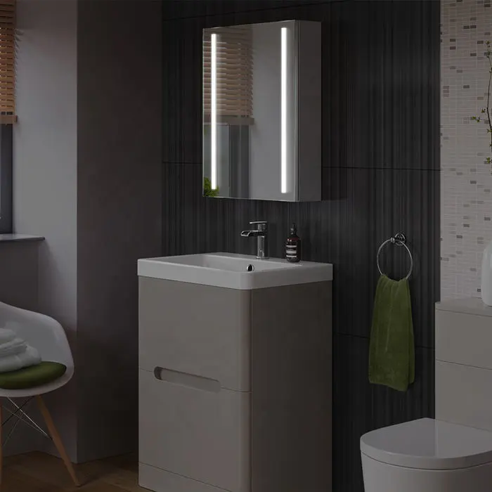 Whether it's a small bathroom or a spacious vanity, mirror cabinet manufacturers offer customers flexible mirror cabinet sizes to fit any space.